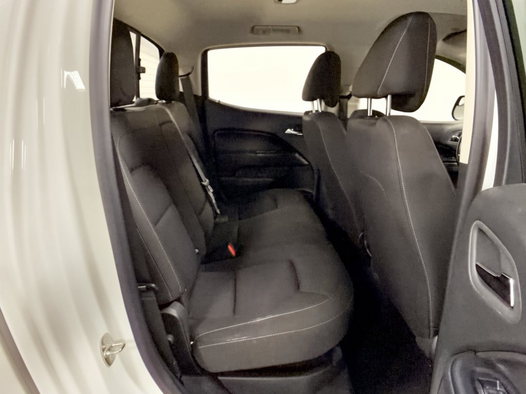 Used 2022 Chevrolet Colorado LT w/ Safety Package AWD/4WD image 29