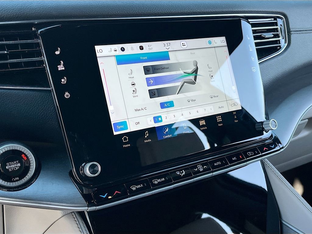 Certified 2025 Jeep Wagoneer L 4WD w/ HD Trailer Tow Package image 16