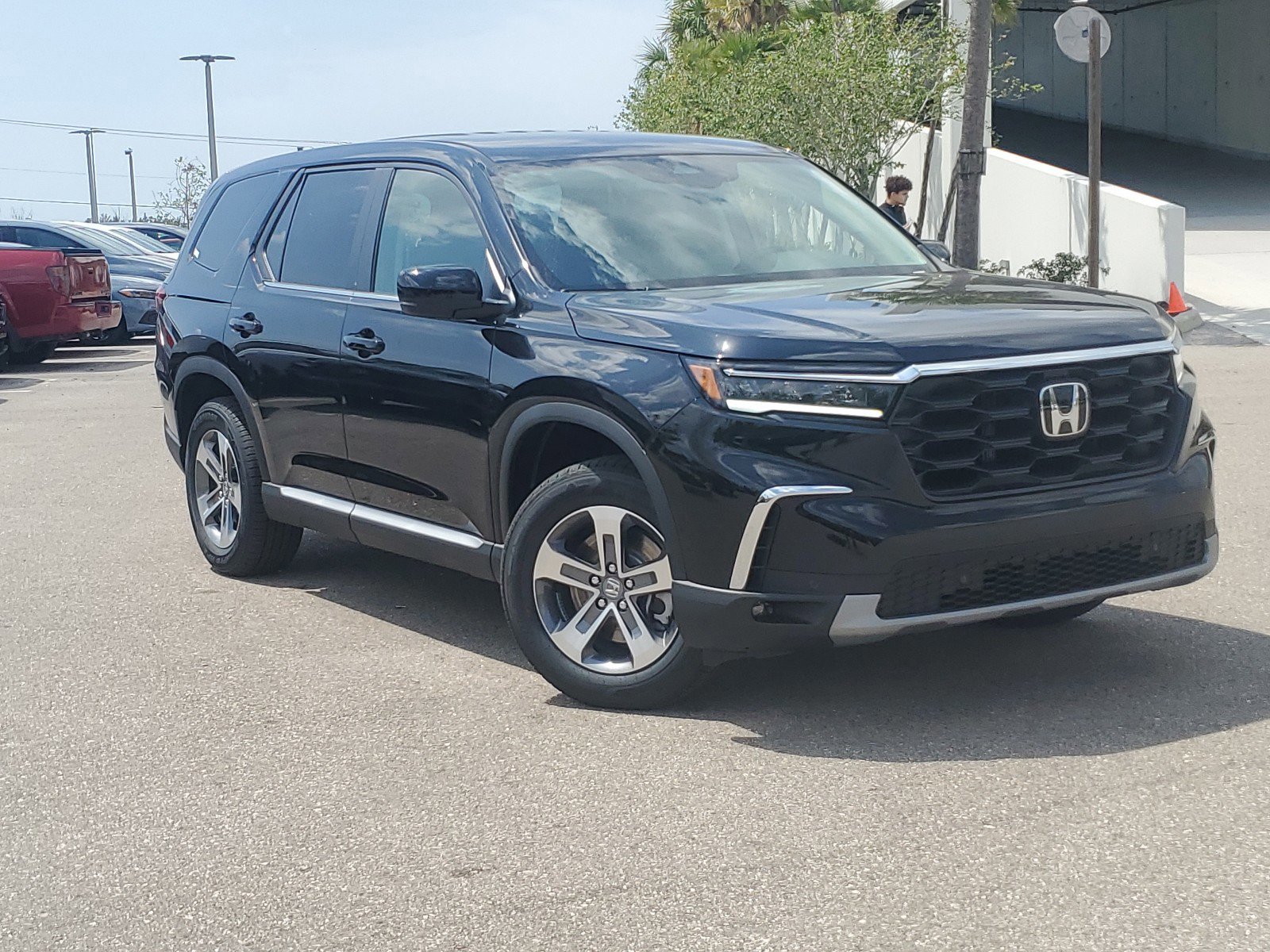 New 2025 Honda Pilot EX-L image 10