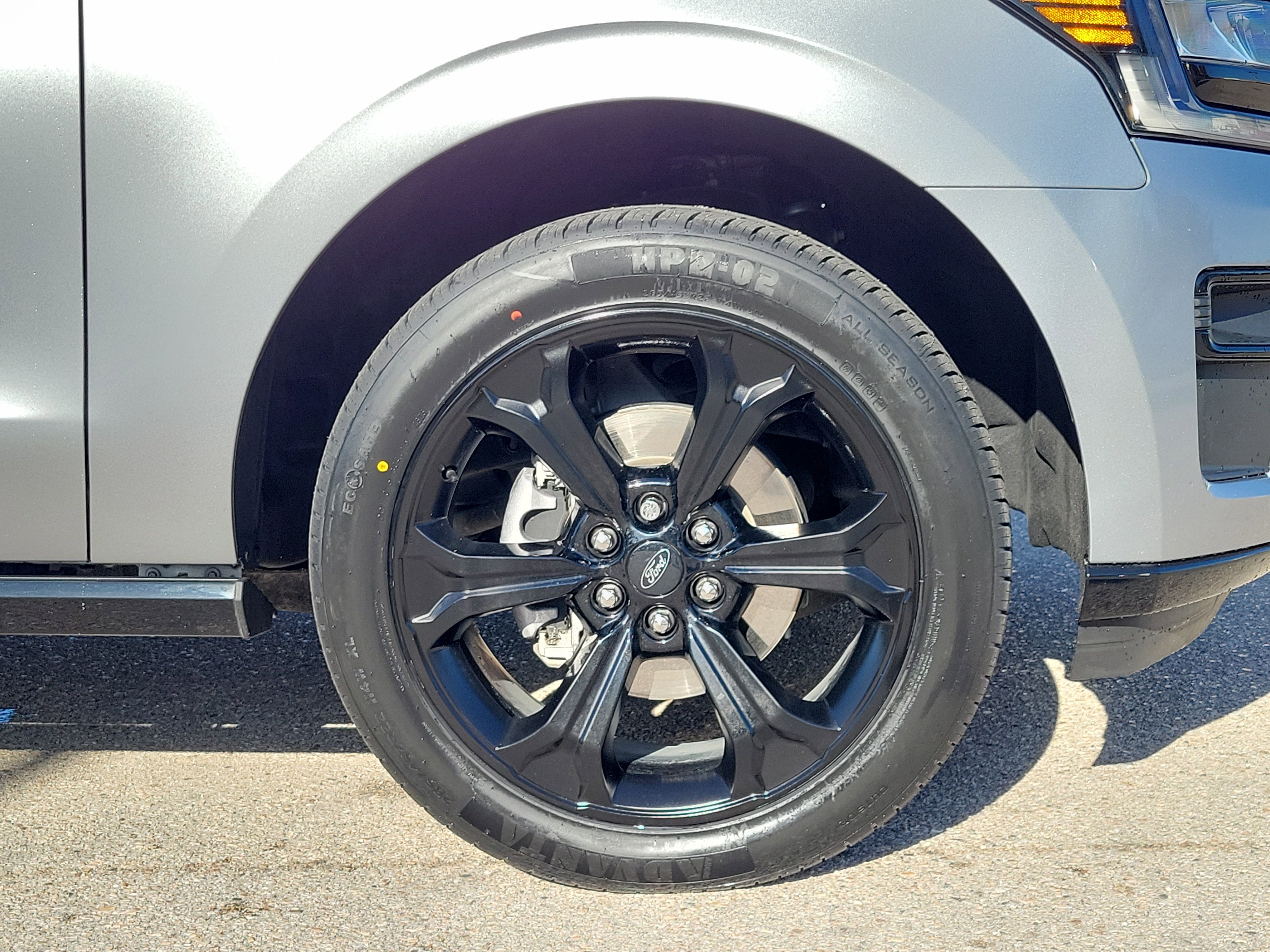 Used 2022 Ford Expedition Max Limited image 7