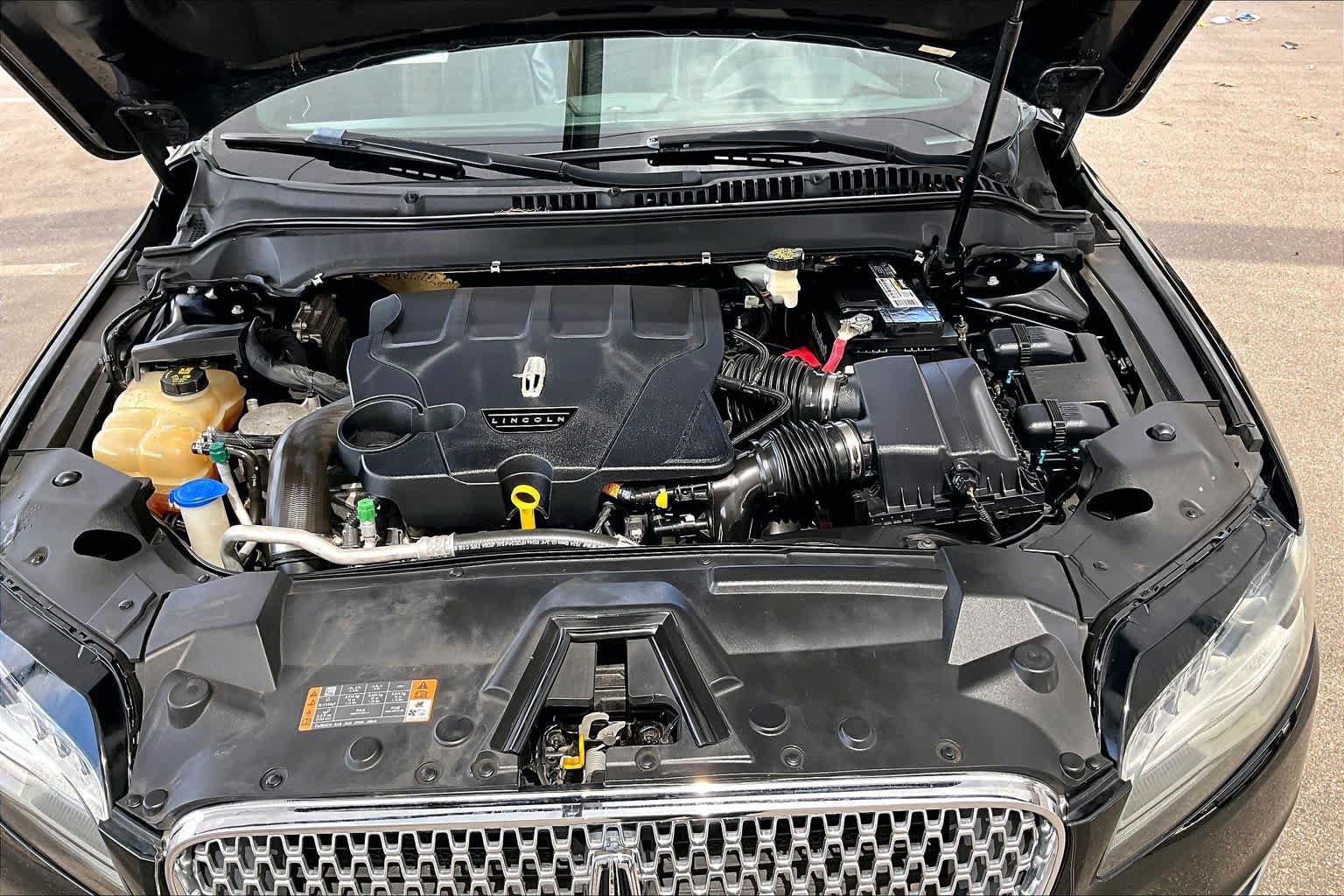 Used 2017 Lincoln MKZ Reserve FWD image 32
