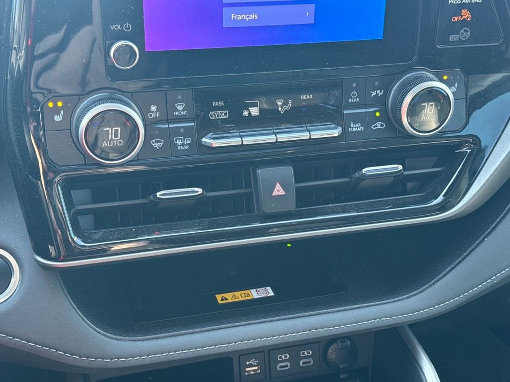 Used 2025 Toyota Highlander XLE image 27