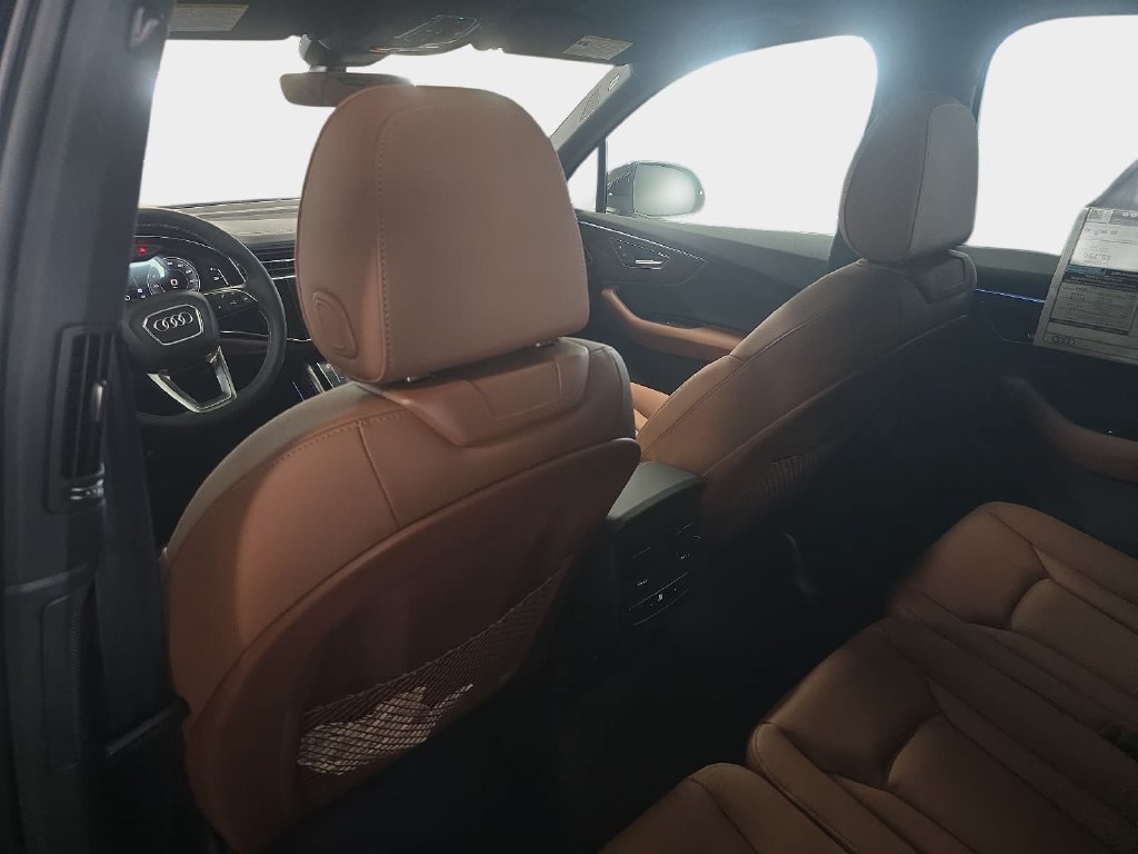 New 2026 Audi Q7 2.0T Premium AWD/4WD image 6