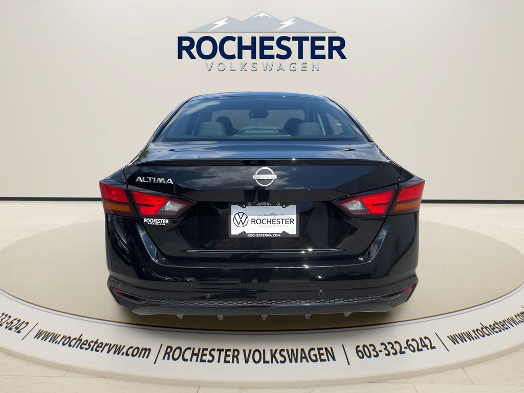 Used 2024 Nissan Altima 2.5 S FWD image 5