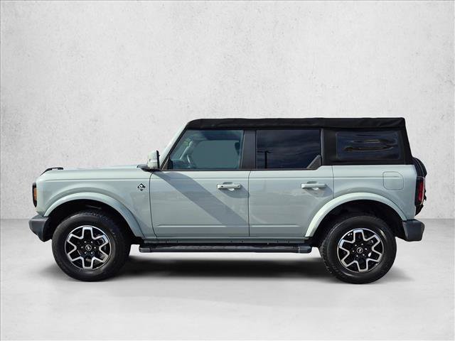 Used 2022 Ford Bronco Outer Banks AWD/4WD image 9