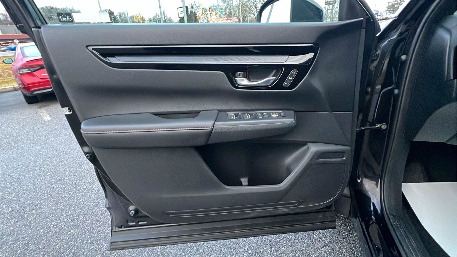 Used 2024 Honda CR-V Sport Touring image 22