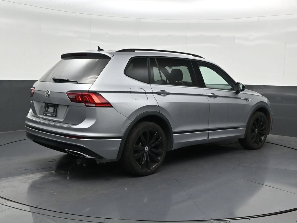 Used 2021 Volkswagen Tiguan SE R-Line FWD image 5