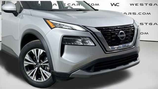 Used 2023 Nissan Rogue SV image 43