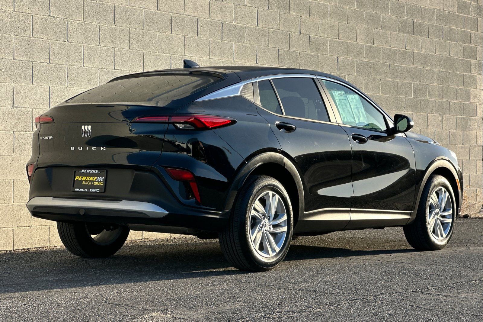 Certified 2024 Buick Envista Preferred w/ Advanced Safety Package image 4