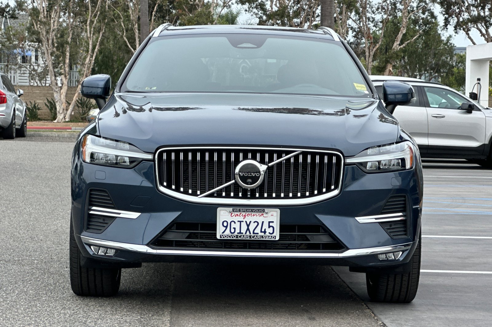 Used 2023 Volvo XC60 B5 Plus w/ Climate Package FWD image 9
