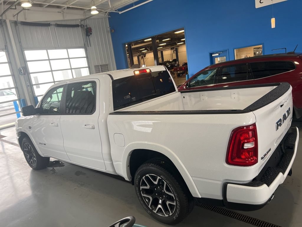 New 2026 RAM 1500 Laramie AWD/4WD image 25