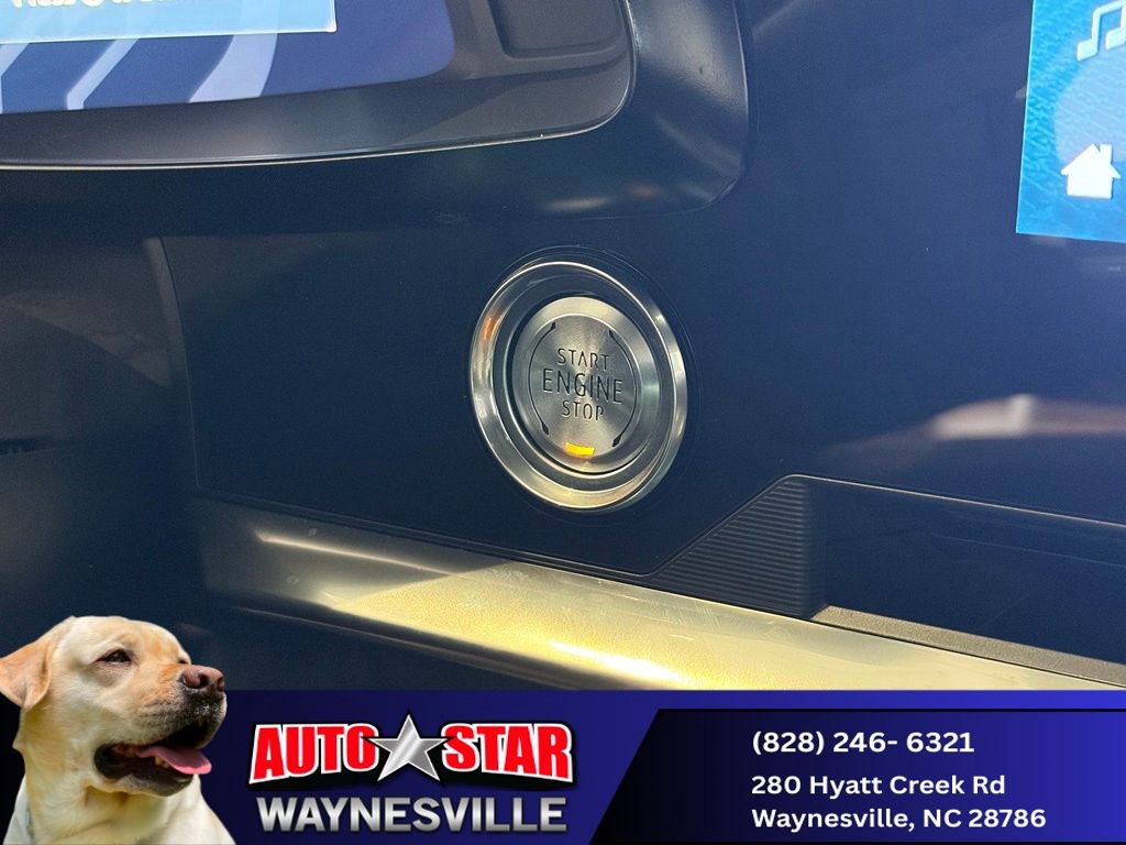 Used 2024 Chevrolet Corvette Stingray Convertible w/ 1LT RWD image 16
