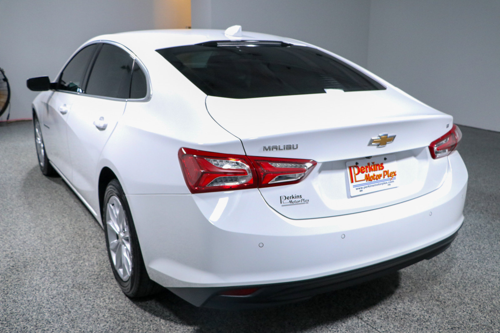 Used 2022 Chevrolet Malibu LT FWD image 9