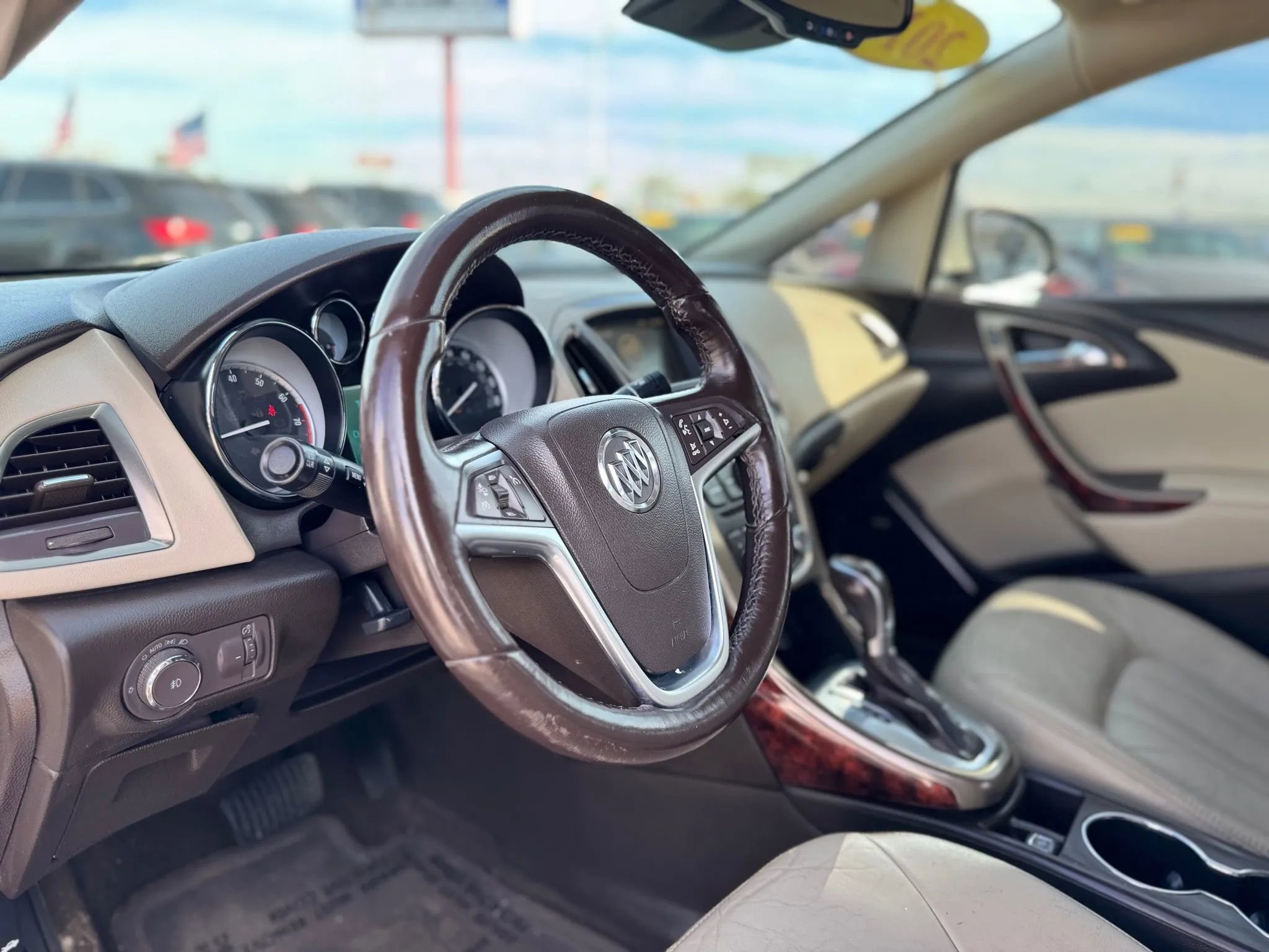 Used 2016 Buick Verano Leather w/ Experience Buick Package FWD image 15