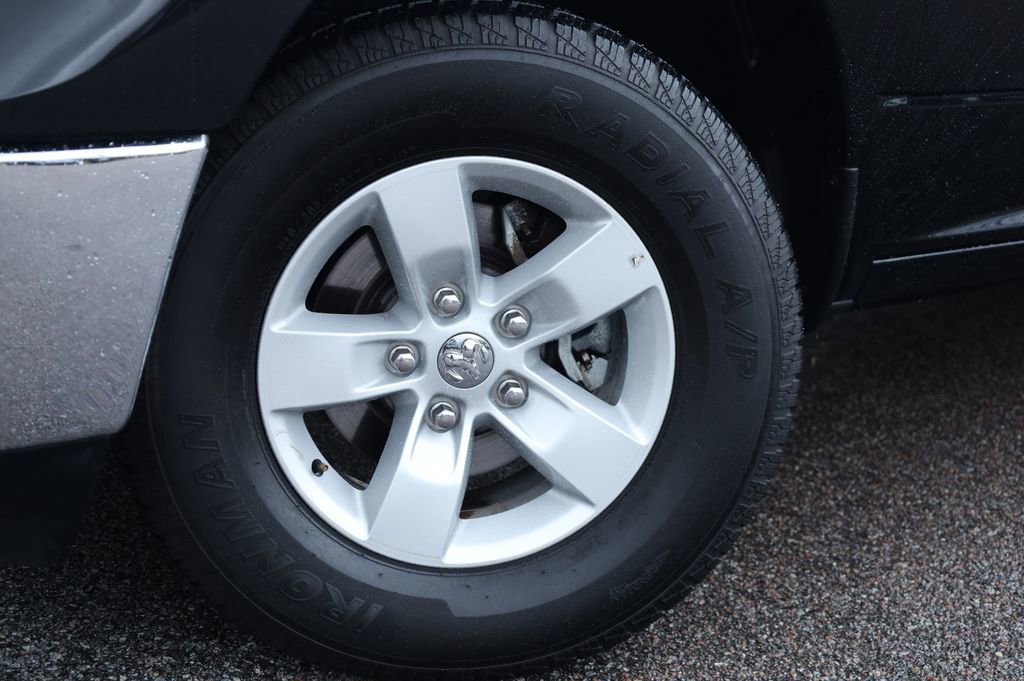 Used 2024 RAM 1500 Classic SLT image 15