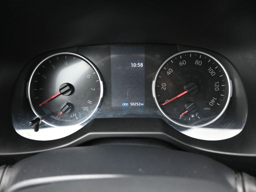 Used 2019 Toyota RAV4 LE image 13