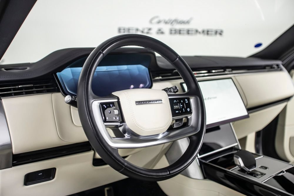 Used 2024 Land Rover Range Rover SE AWD/4WD image 21