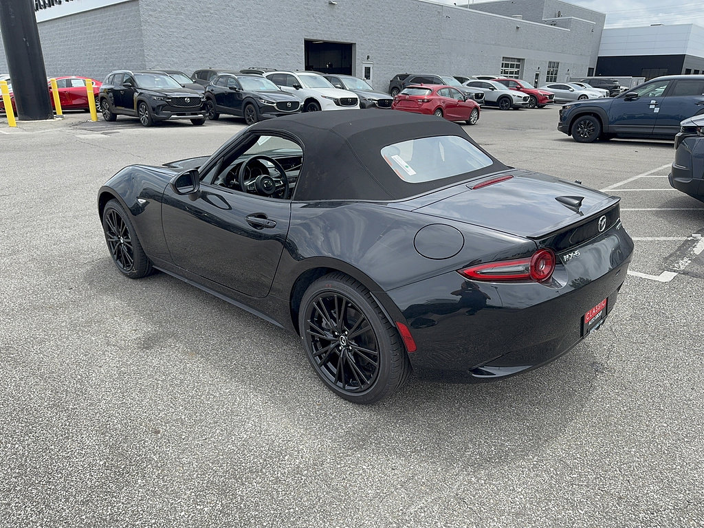 New 2026 MAZDA MX-5 Miata Club w/ Weather Package RWD image 13