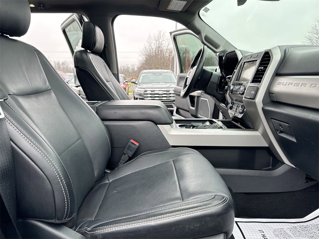 Used 2019 Ford F250 Lariat w/ Lariat Ultimate Package image 23