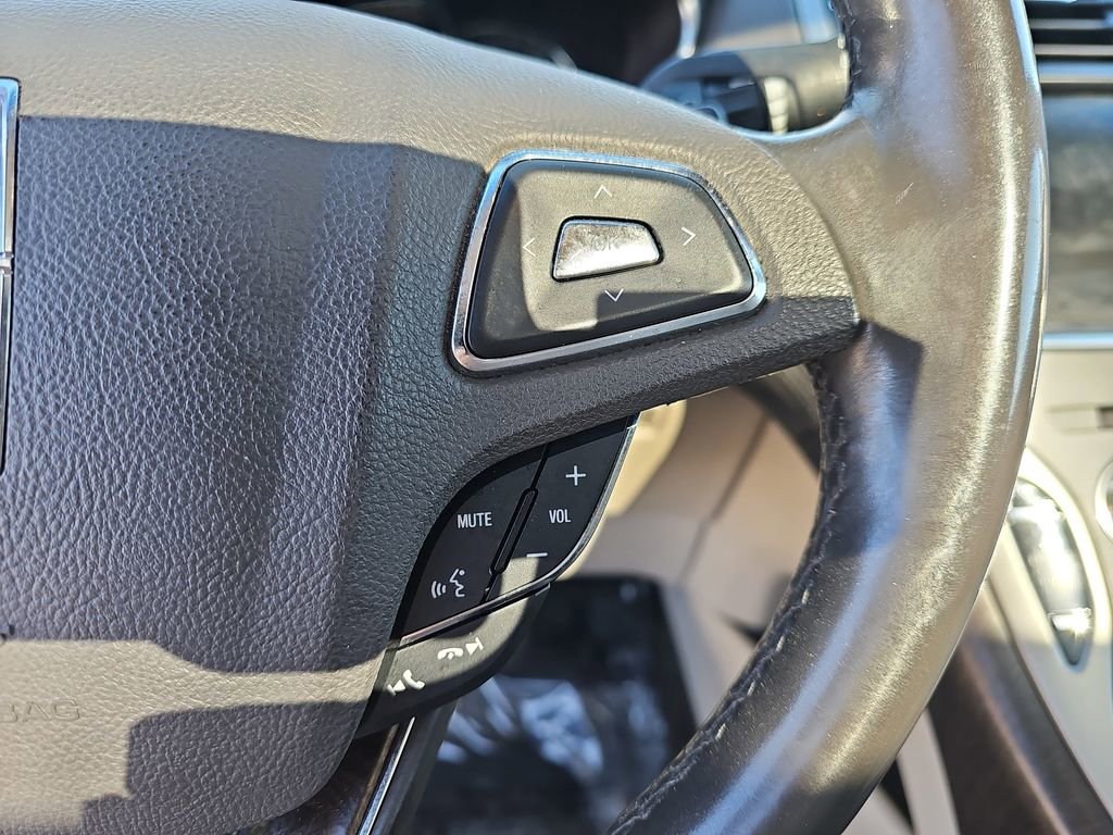 Used 2016 Lincoln MKX Reserve w/ Climate Package image 23