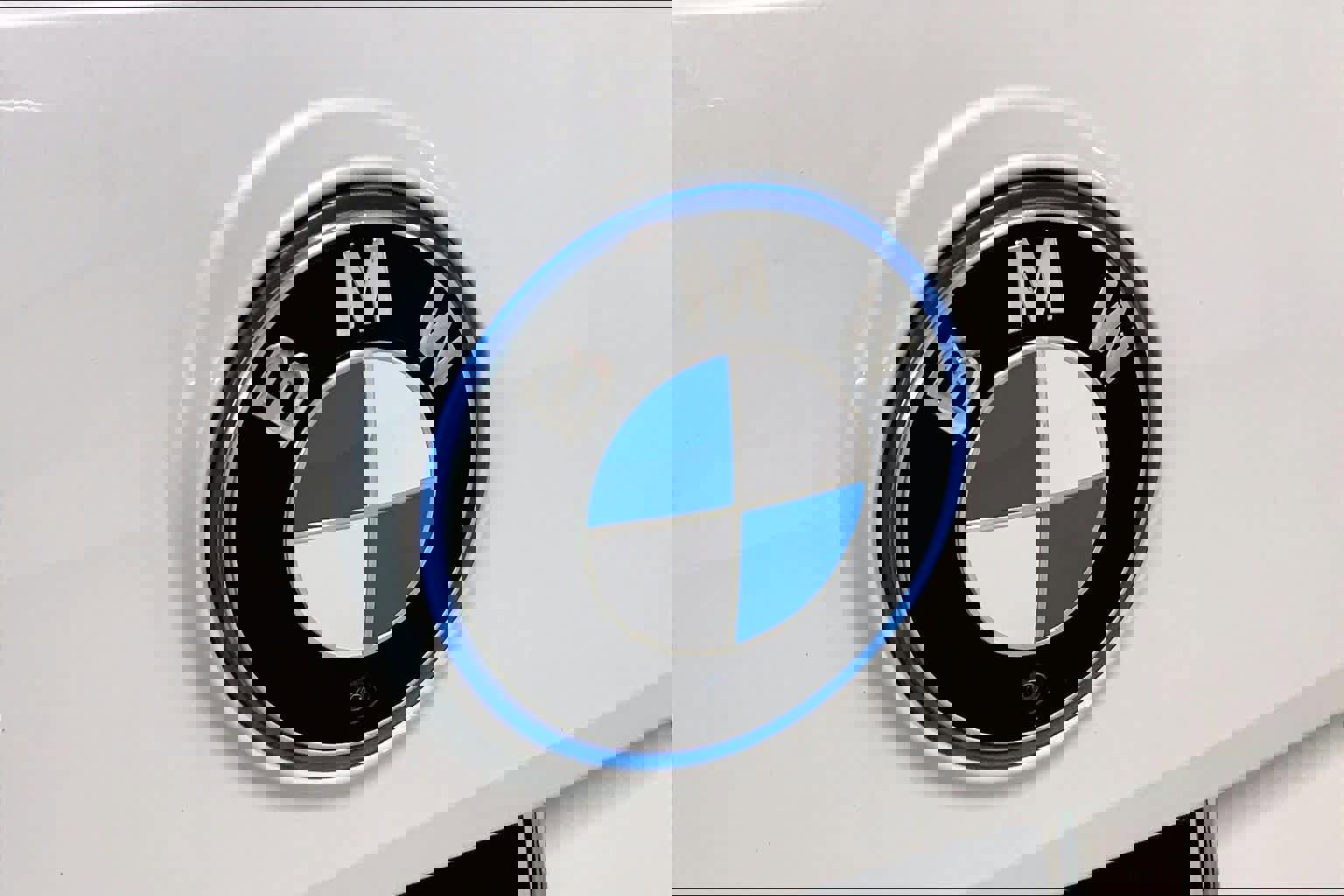 Used 2024 BMW iX xDrive50 w/ Sport Package image 30