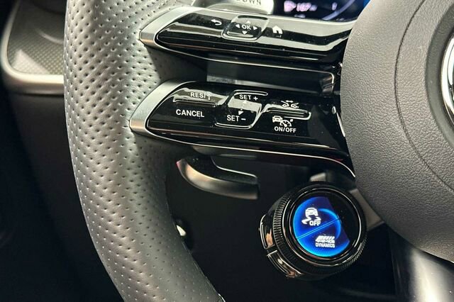 Certified 2025 Mercedes-Benz GLC 43 AMG 4MATIC image 27