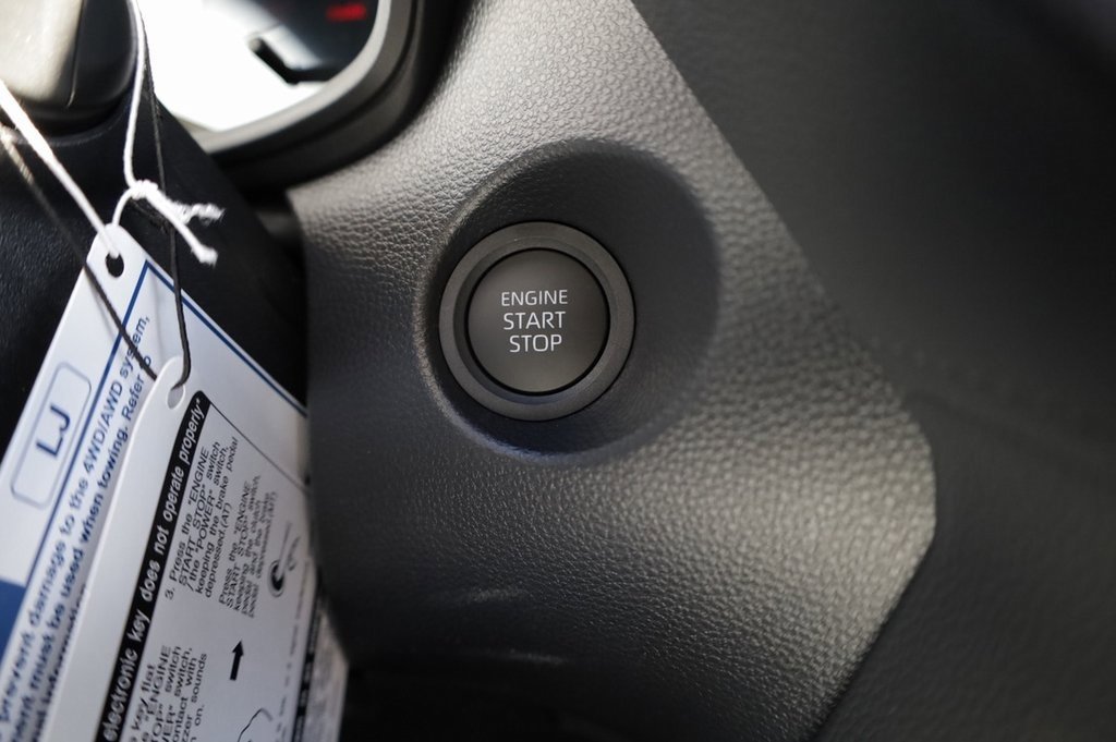 New 2026 Toyota Corolla Cross LE w/ Moonroof Package image 10