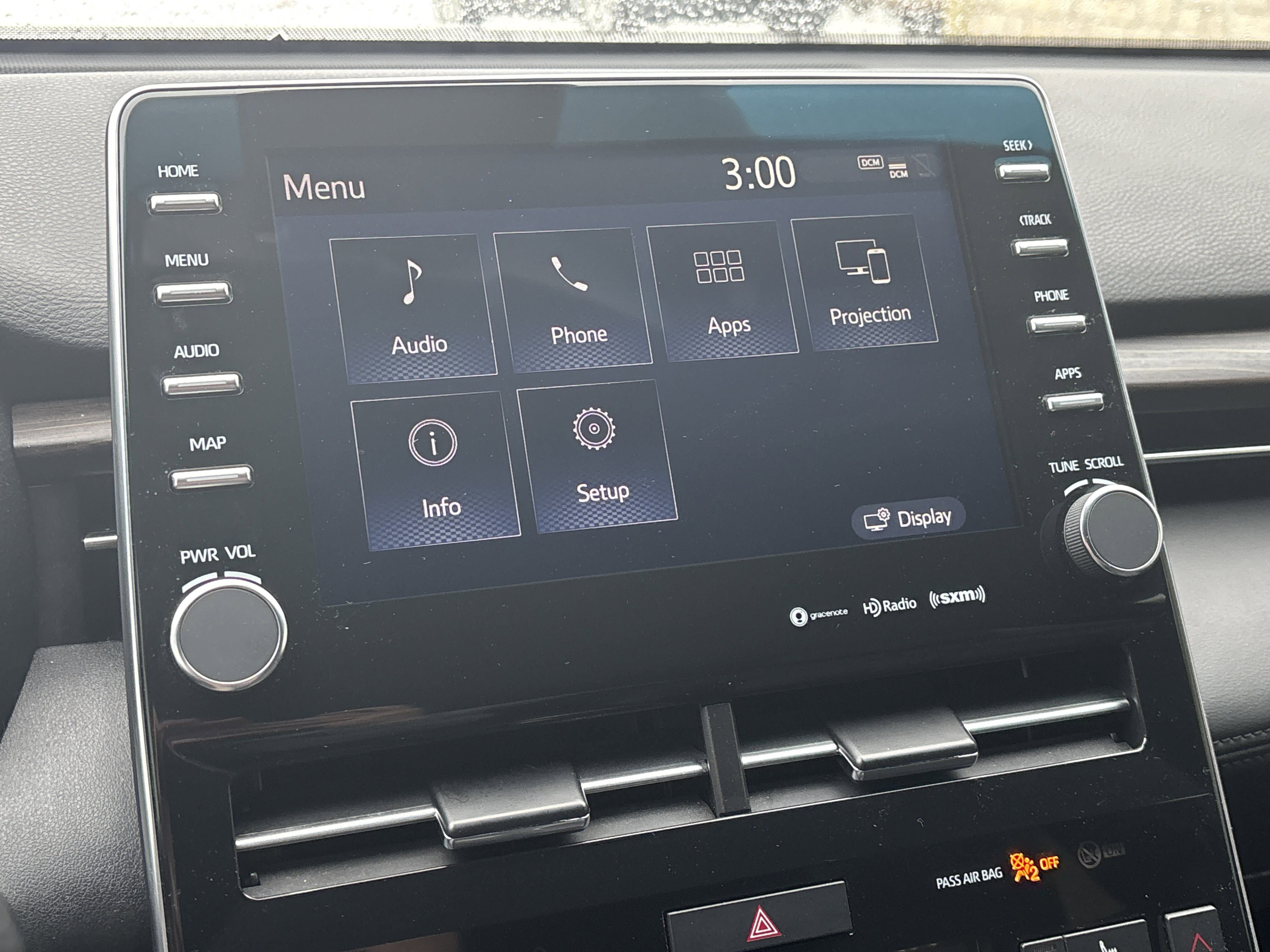 Used 2022 Toyota Avalon XLE FWD image 18