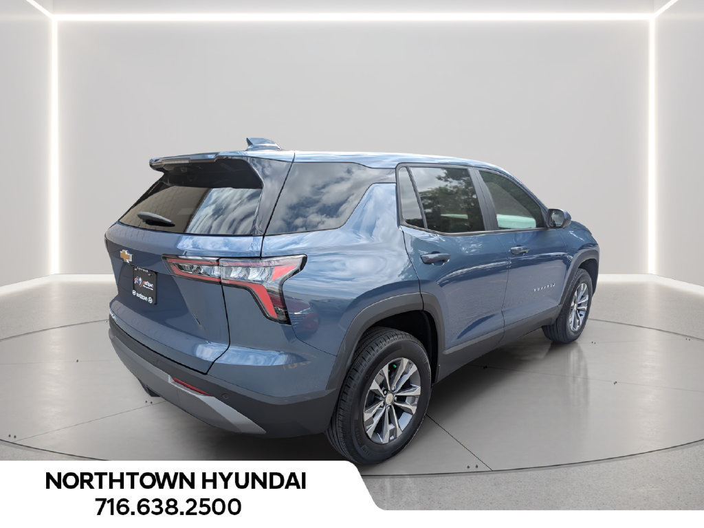 Used 2025 Chevrolet Equinox LT w/ Safety and Technology Package AWD/4WD image 13