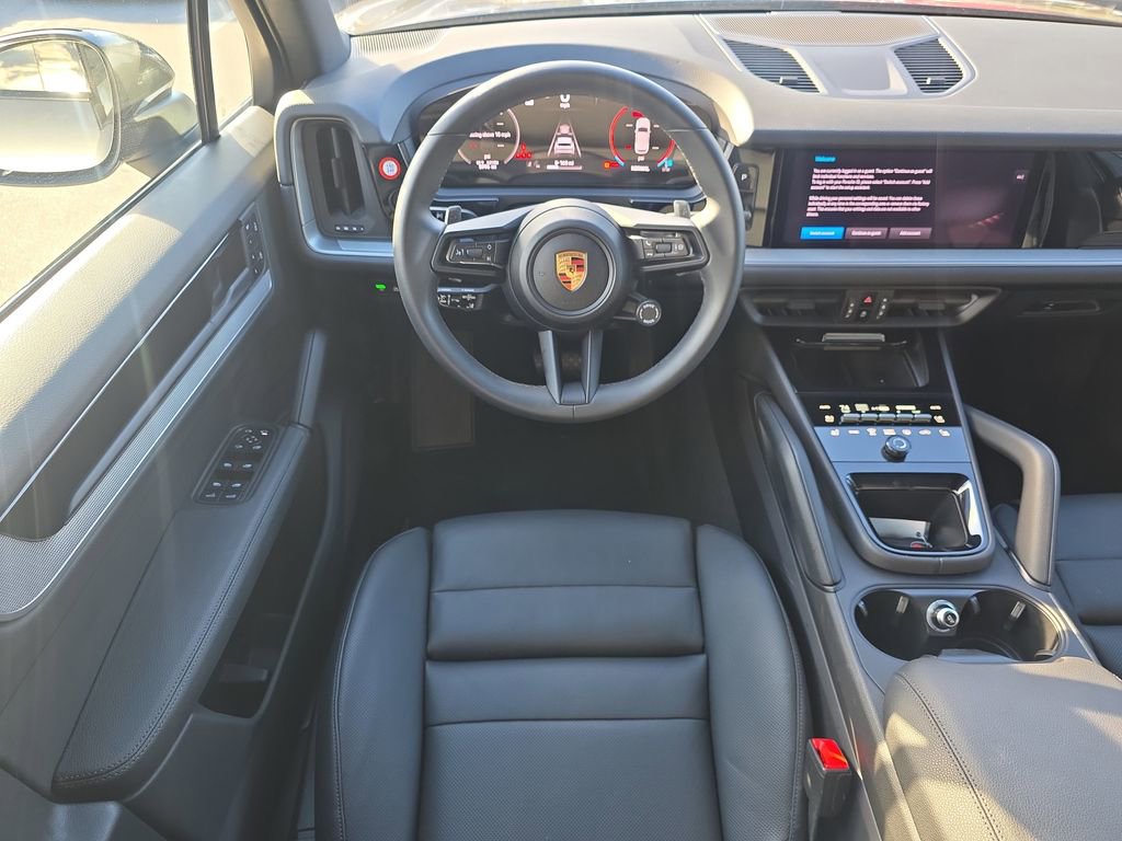 Certified 2025 Porsche Cayenne image 21
