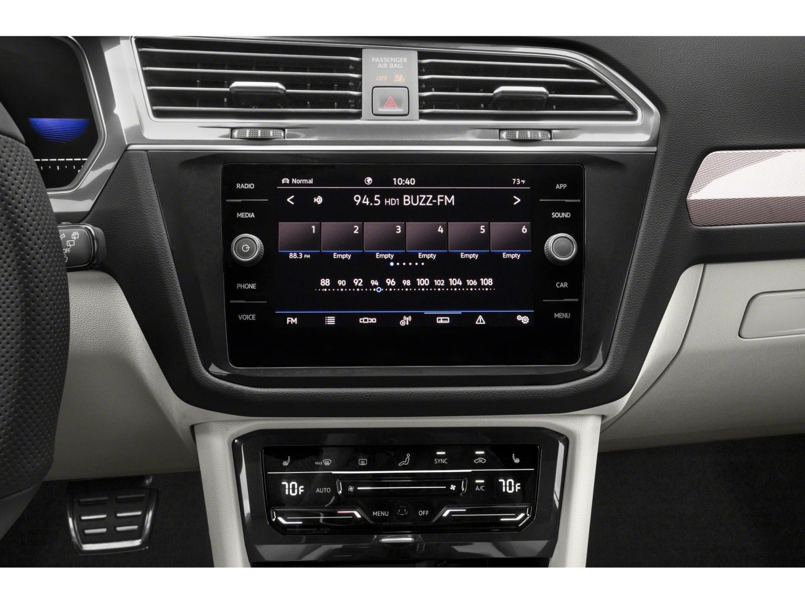 Used 2022 Volkswagen Tiguan SE R-Line FWD image 7