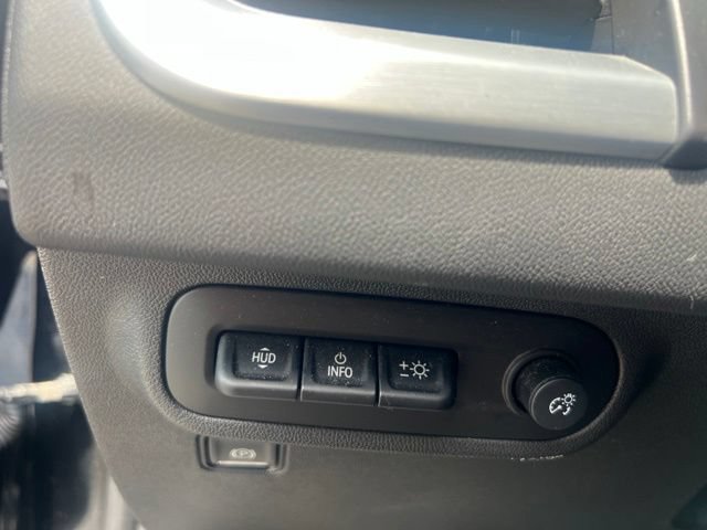 Used 2024 GMC Terrain SLT w/ Tech Package AWD/4WD image 23