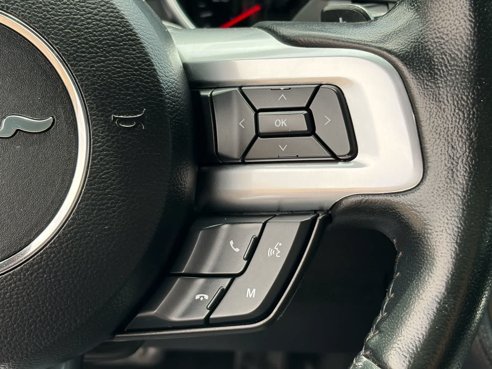 Used 2019 Ford Mustang Coupe RWD image 17