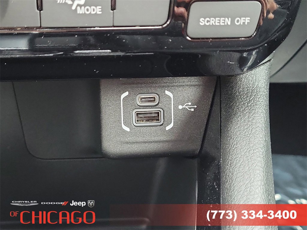 New 2026 Jeep Compass Latitude image 26