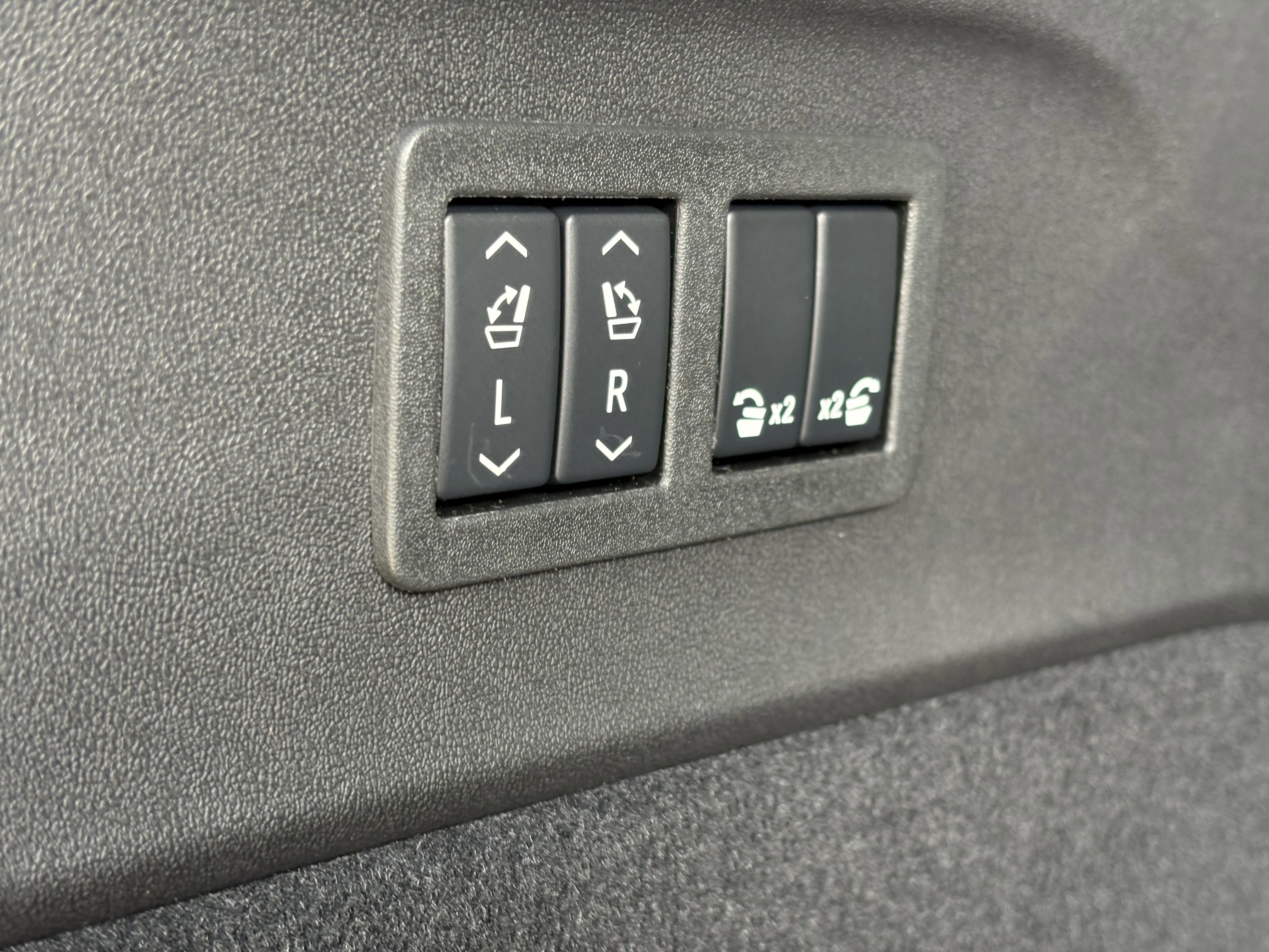 New 2026 Cadillac Escalade IQ Sport 1 image 10