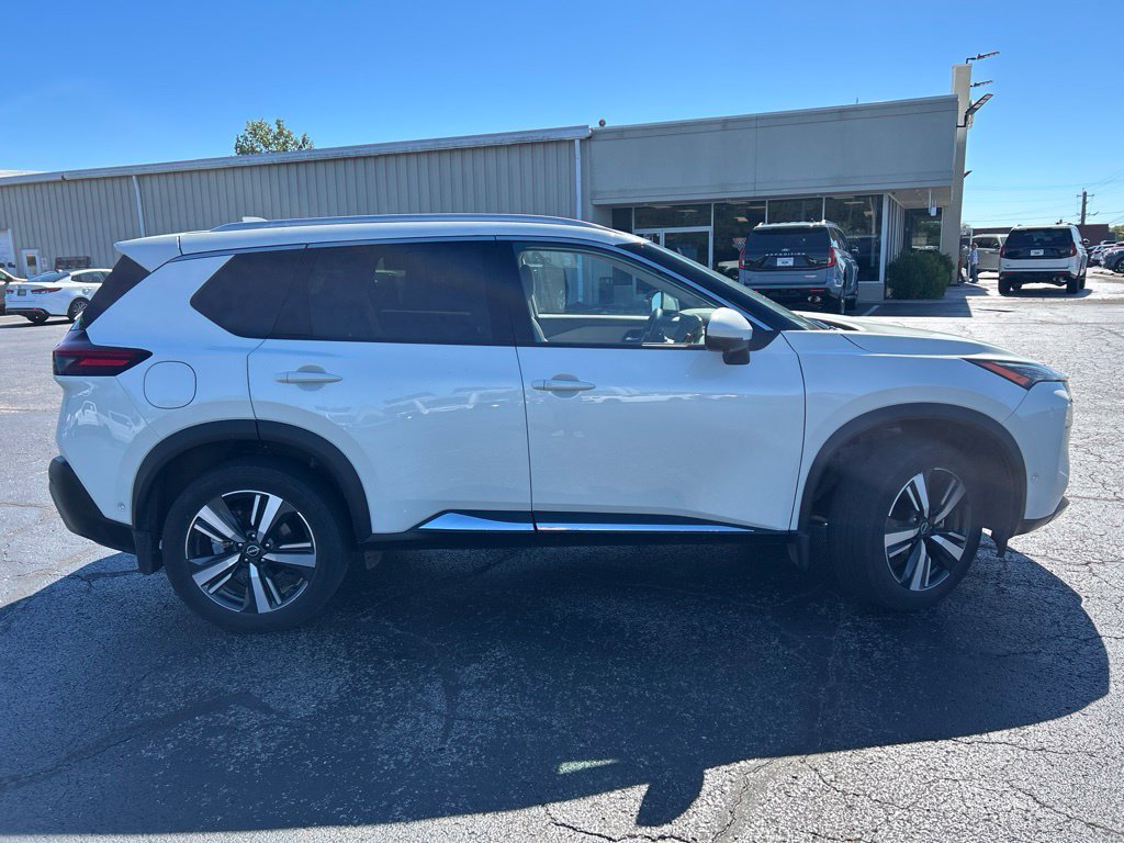Used 2023 Nissan Rogue SL w/ SL Premium Package AWD/4WD image 9