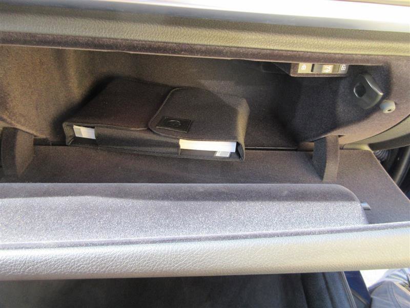 Used 2018 BMW 330i xDrive Sedan w/ Convenience Package image 24