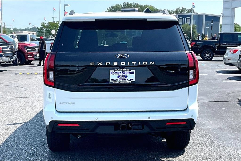 New 2026 Ford Expedition Active RWD image 4