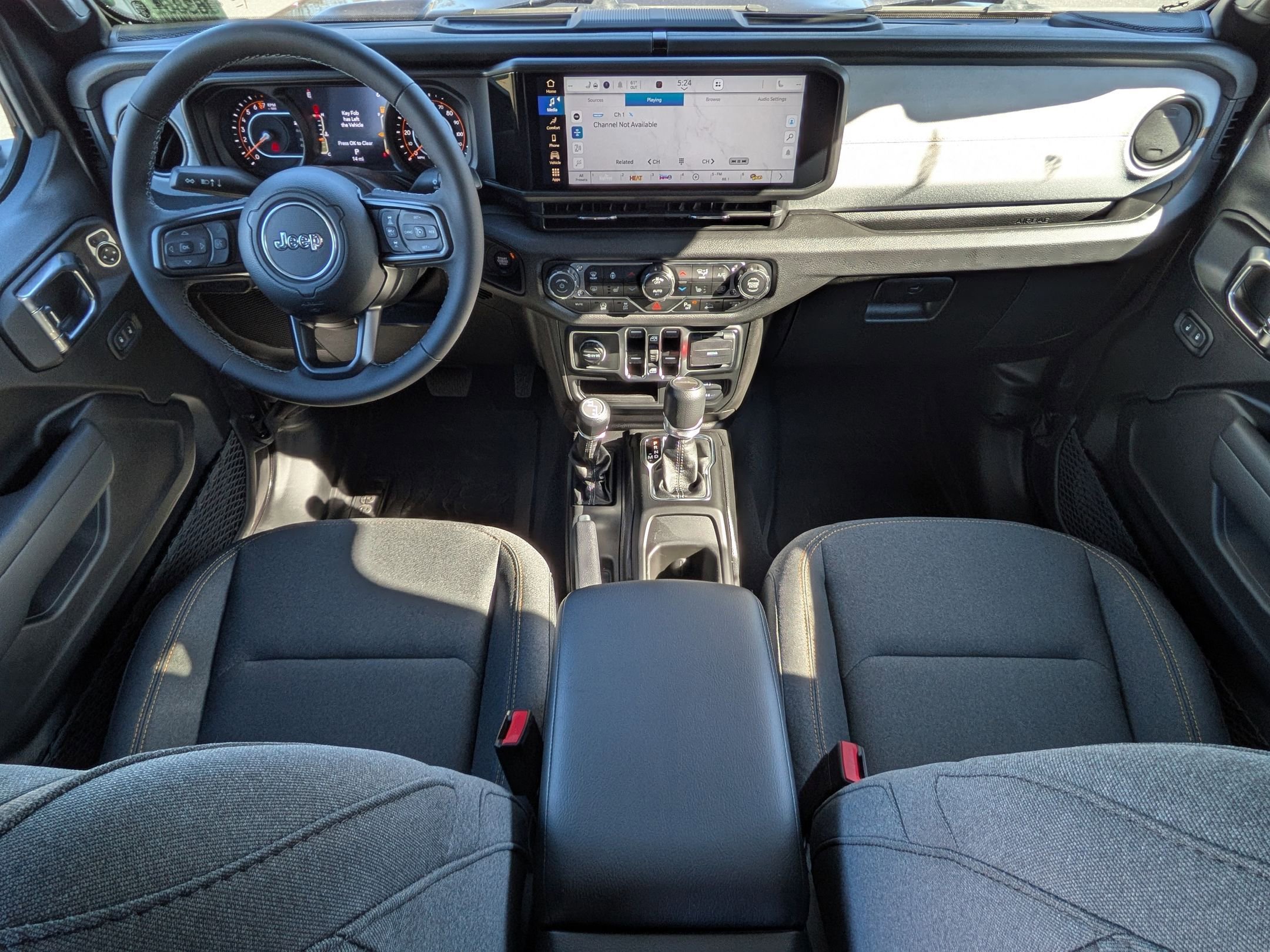 New 2025 Jeep Gladiator Sport image 26