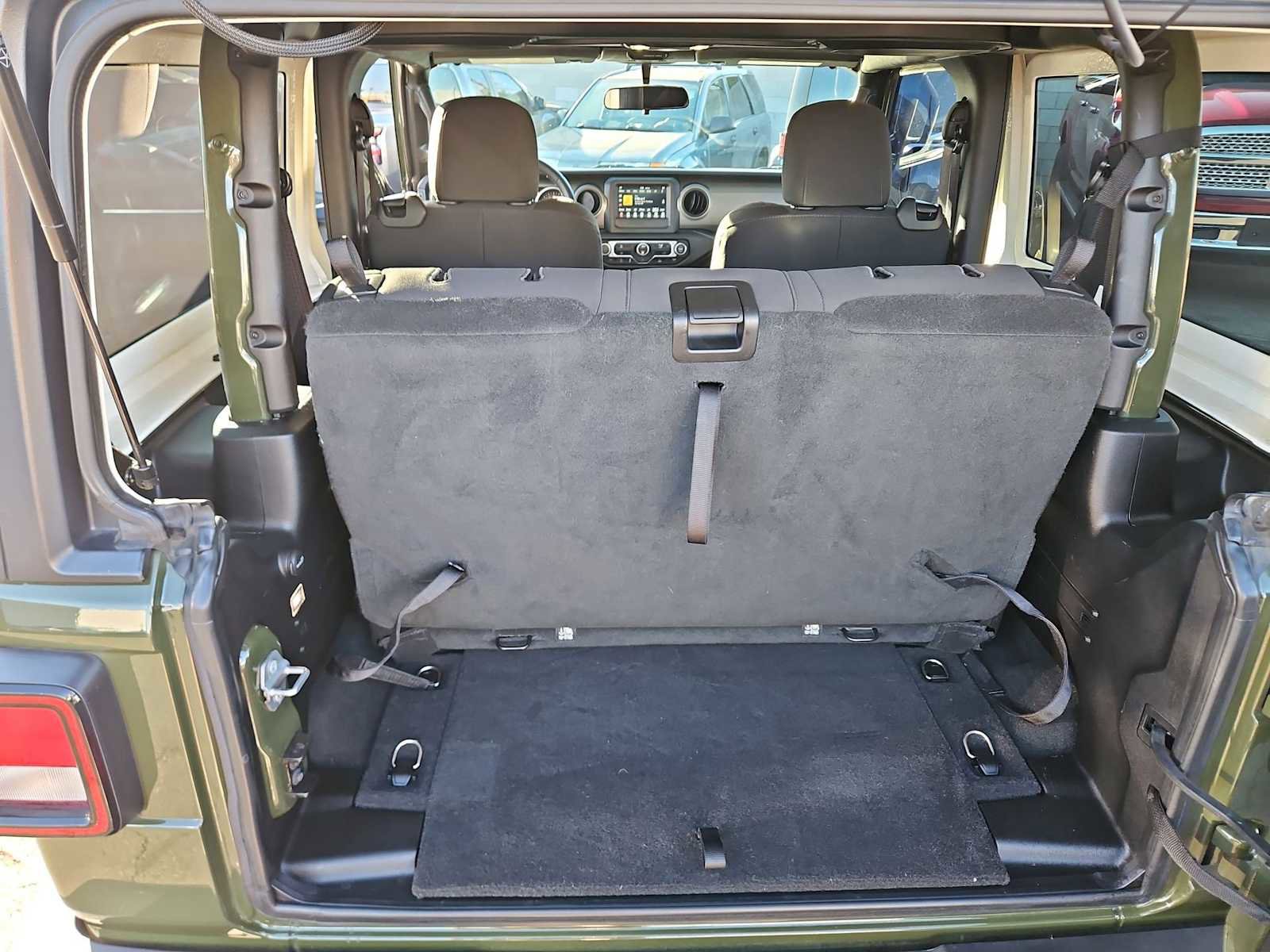 Used 2022 Jeep Wrangler Willys image 30