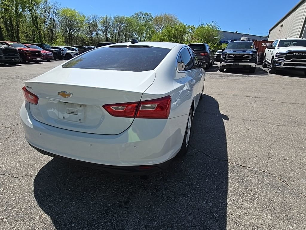Used 2024 Chevrolet Malibu LS FWD image 7