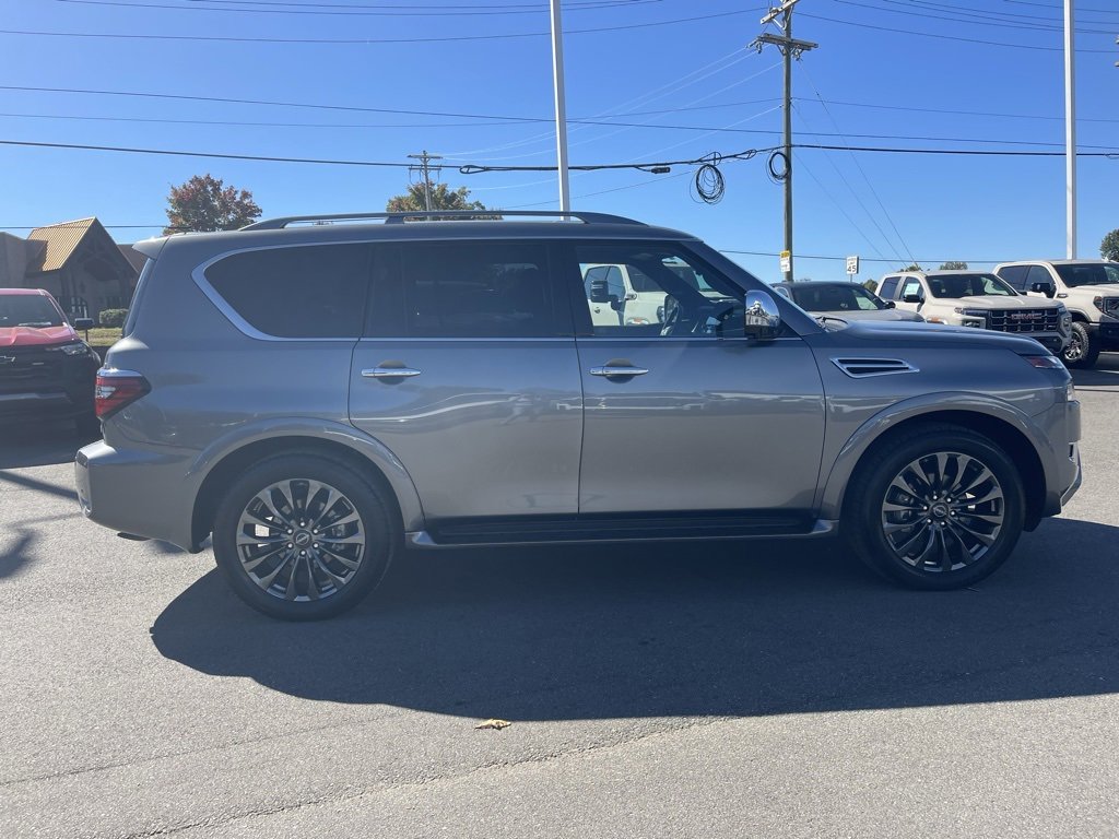Used 2024 Nissan Armada Platinum image 6