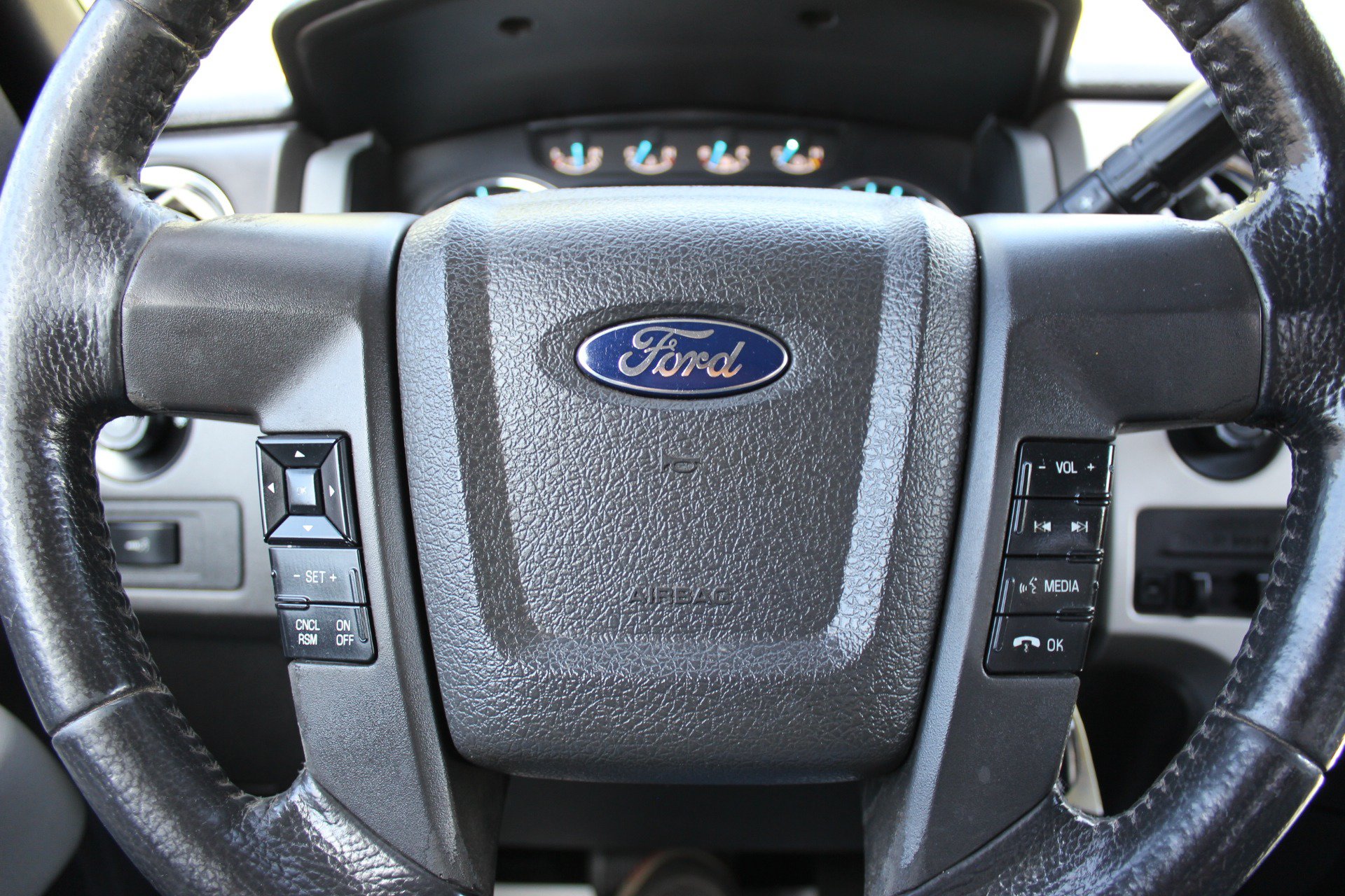 Used 2013 Ford F150 XLT w/ Luxury Equipment Group AWD/4WD image 21