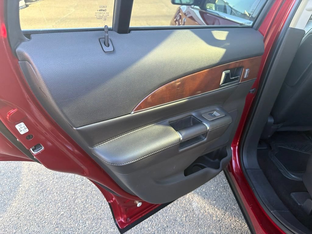 Used 2013 Lincoln MKX AWD image 13