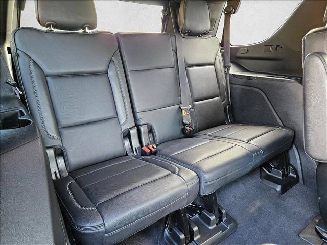 Used 2021 GMC Yukon Denali w/ Denali Ultimate Package AWD/4WD image 23