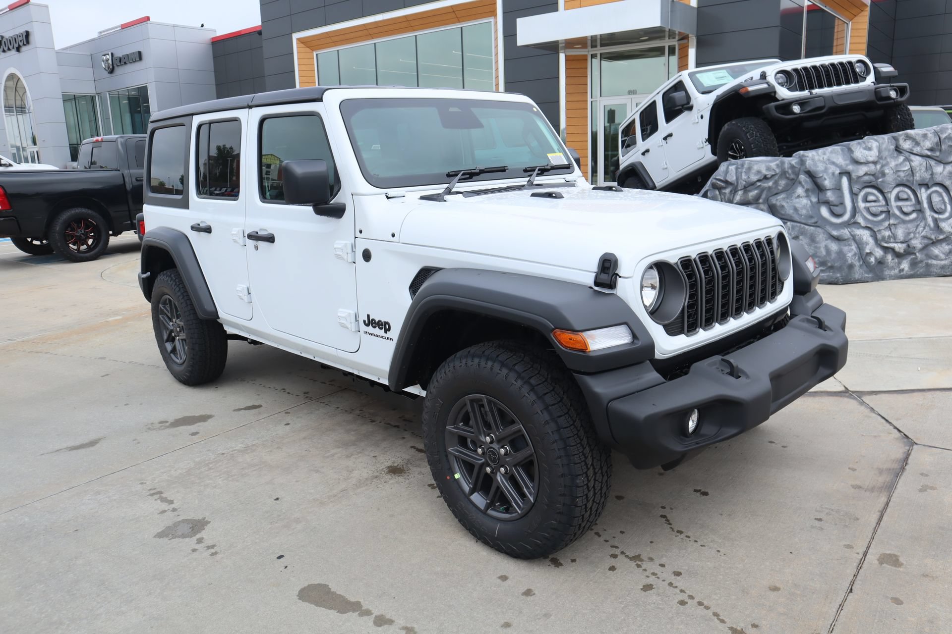 New 2026 Jeep Wrangler Unlimited Sport w/ Convenience Group AWD/4WD video 1