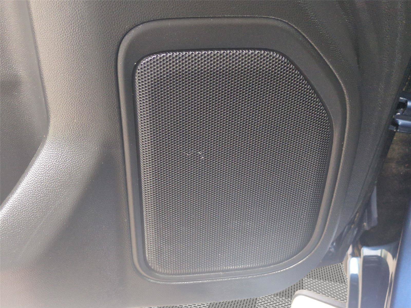 Used 2019 Chevrolet Silverado 1500 LT w/ All-Star Edition RWD image 14