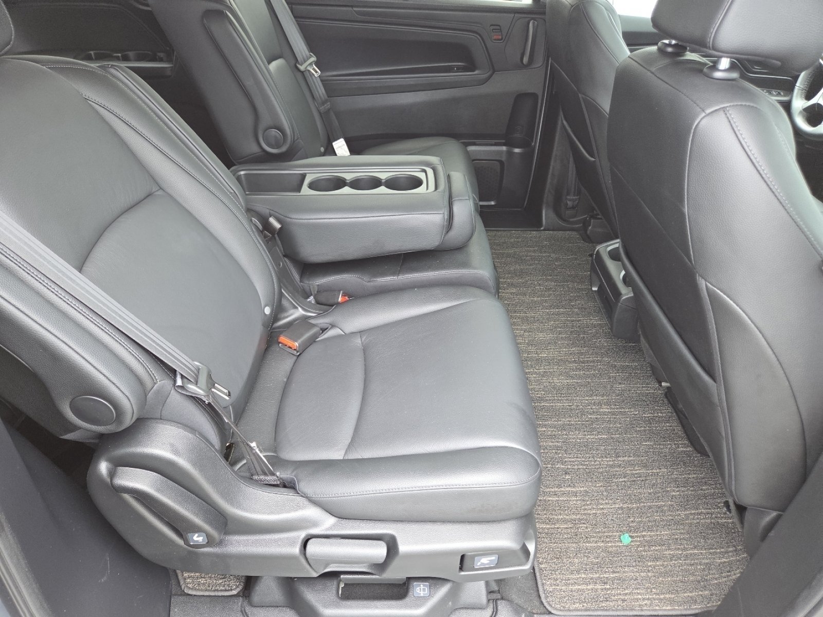 Used 2025 Honda Odyssey EX-L image 24