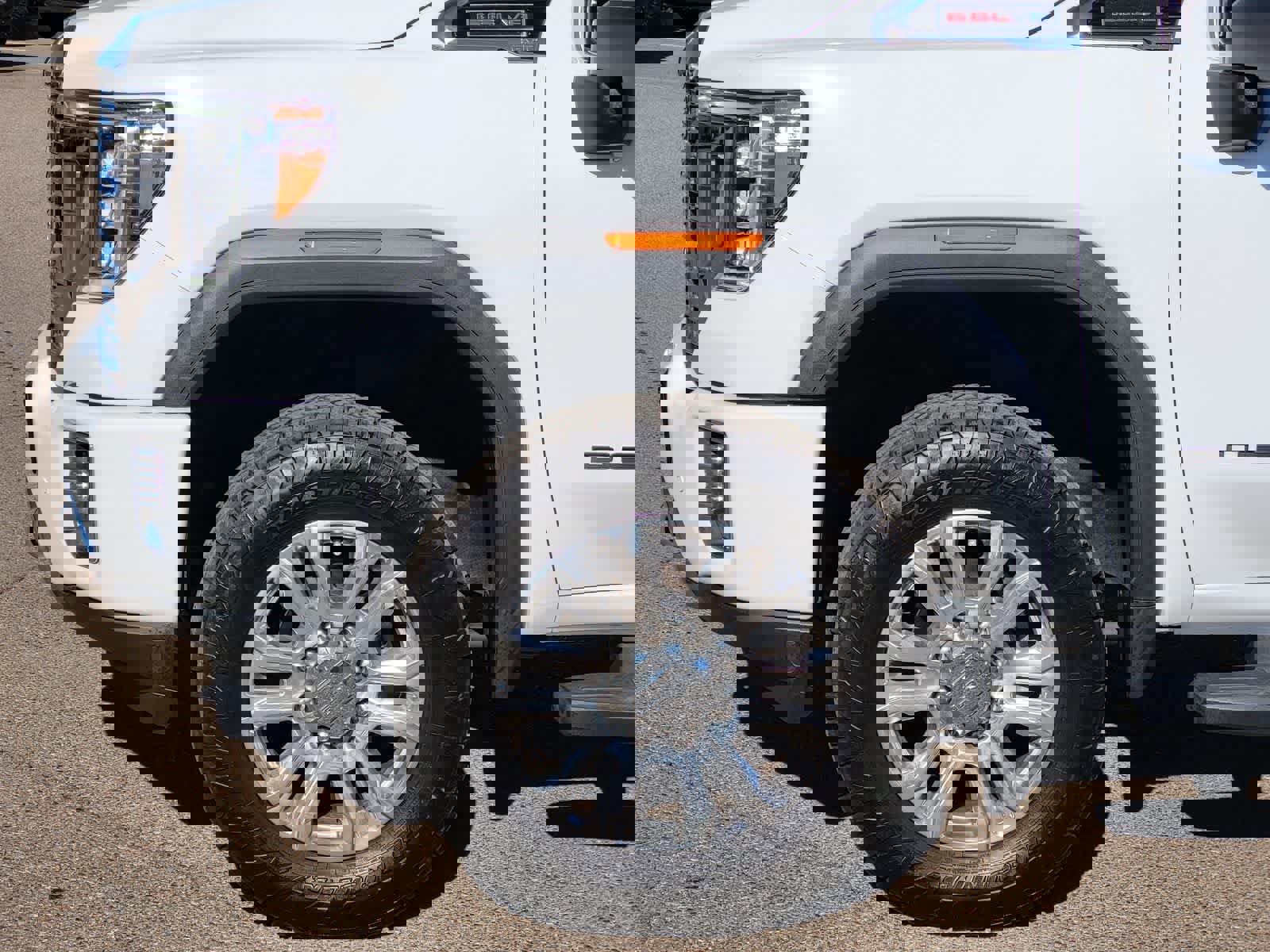 Used 2022 GMC Sierra 2500 Denali w/ Denali Ultimate Package image 8