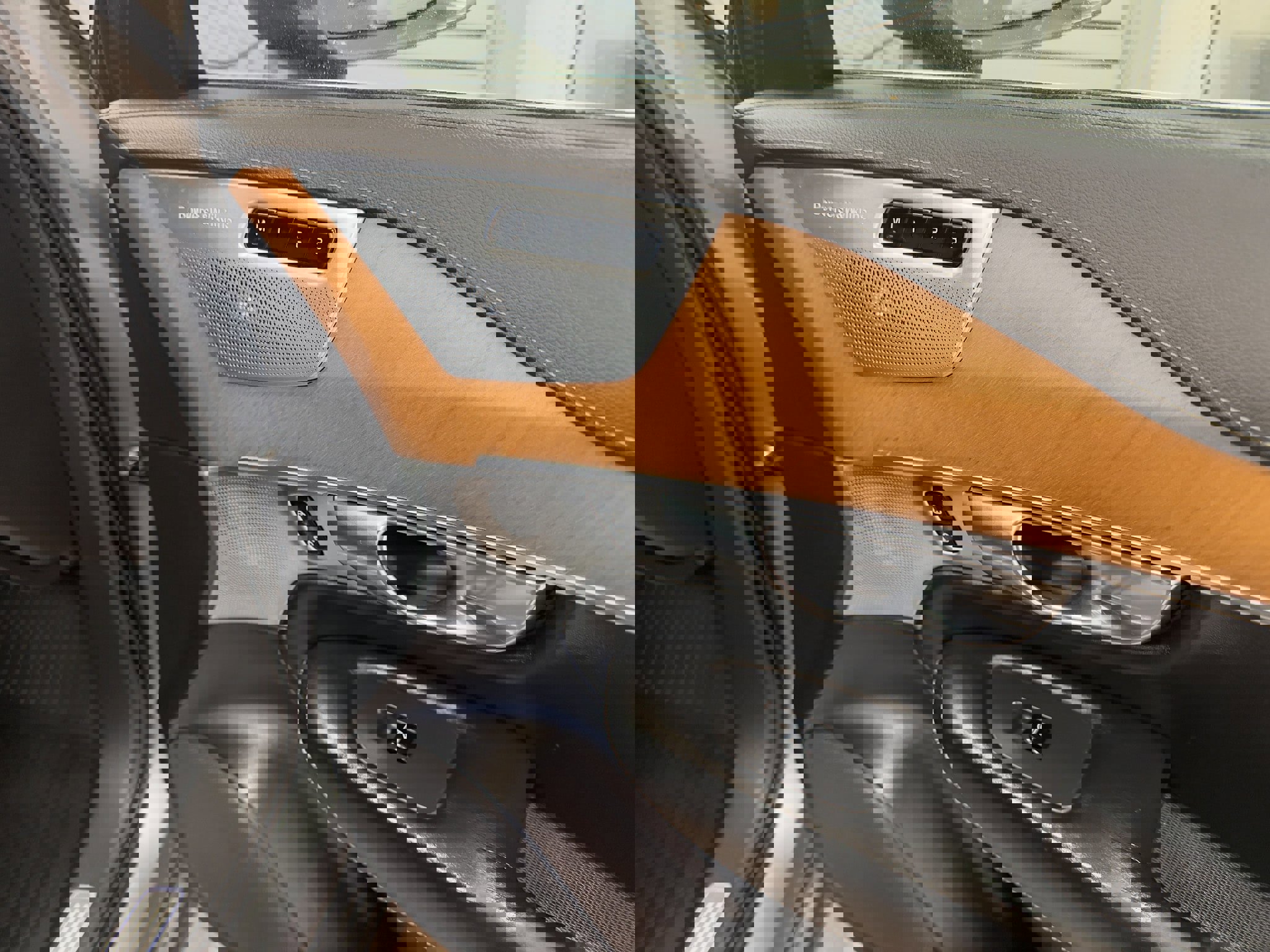 Used 2018 Volvo XC90 T6 Inscription w/ Convenience Package image 24